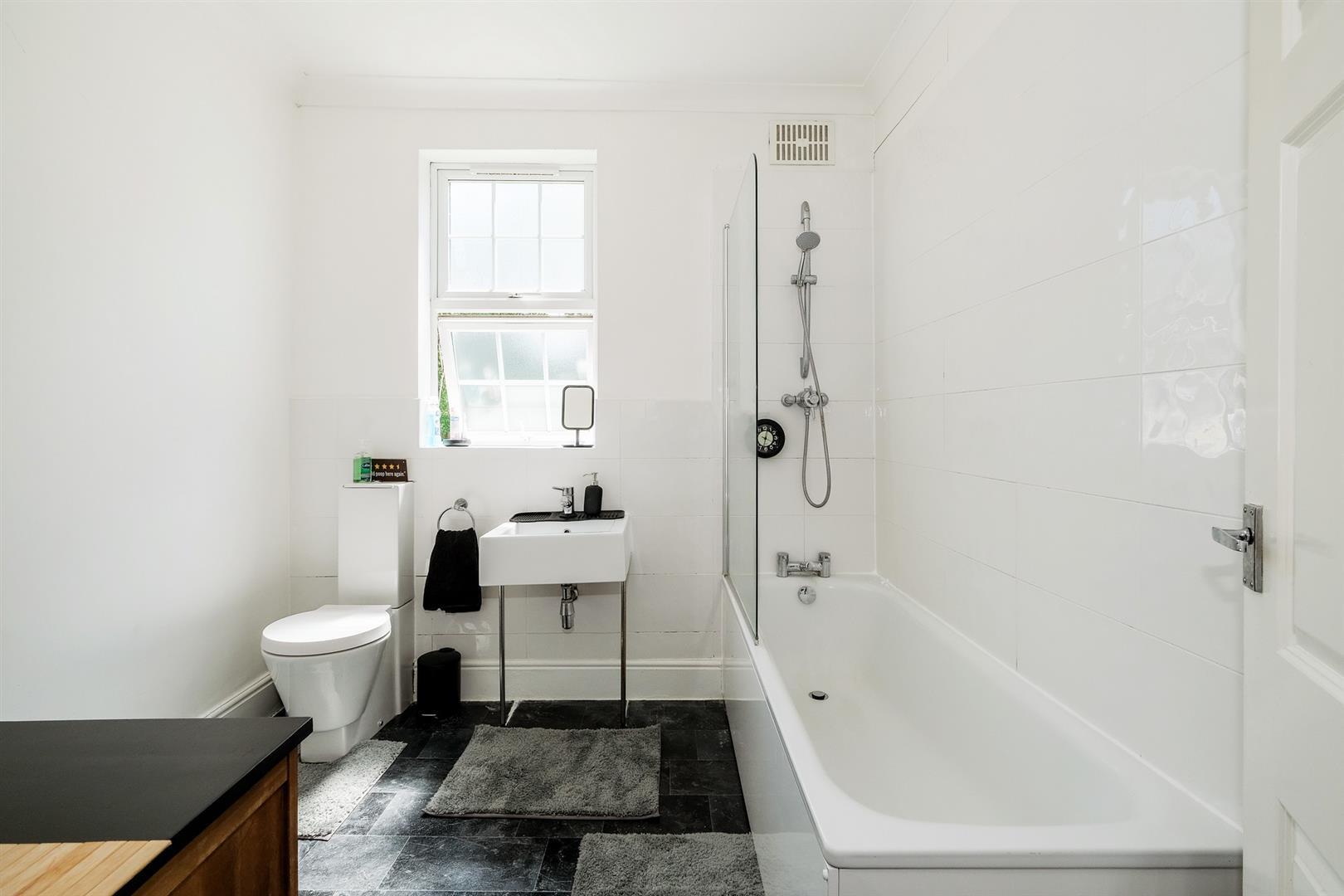 Property Image 081b79cc-5ff4-4e98-b816-ed08cbb240d0