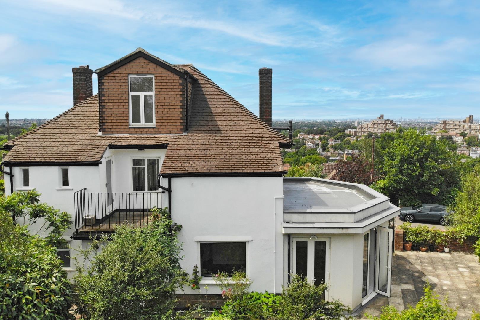 Property Image 0823213e-1d47-48d1-a460-648f7fb46376