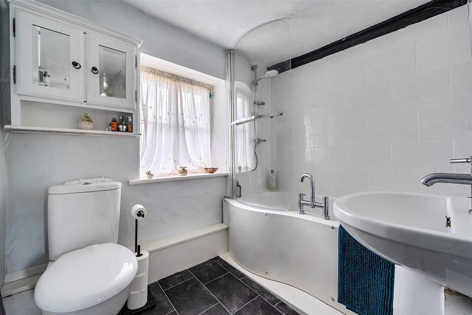 Property Image 08250aa4-3f4a-43f8-9d4a-45be352b150b