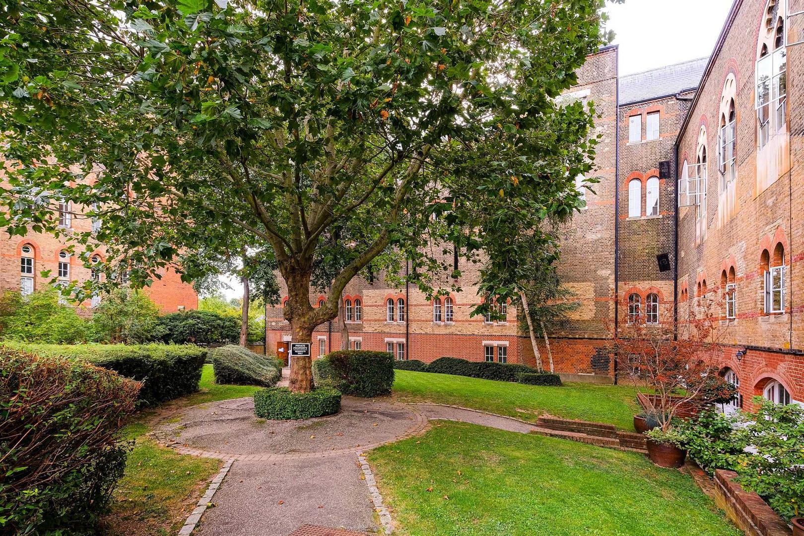 Property Image 08294b89-6ff0-40a4-90b8-8c516fe957c4