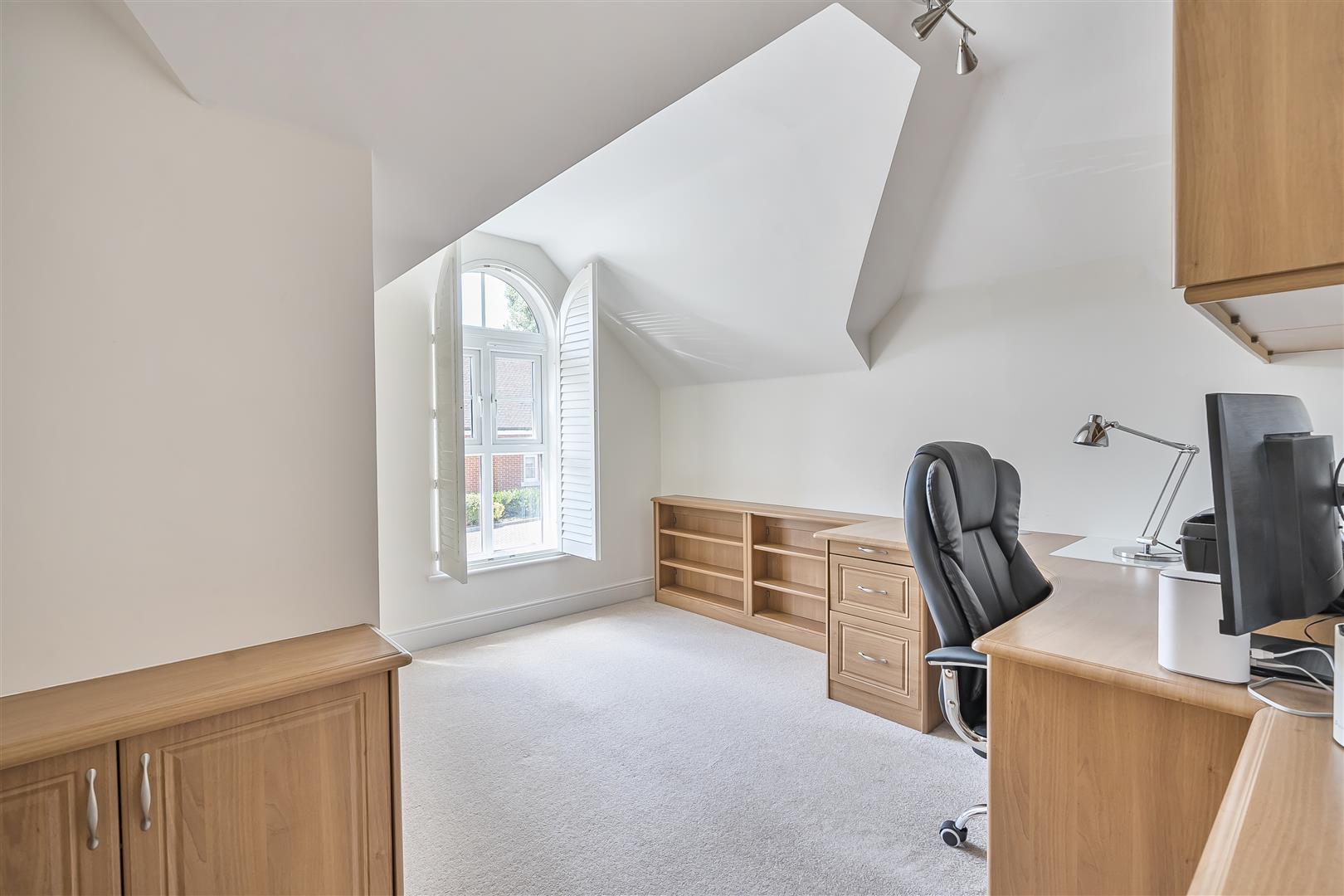 Property Image 084d2438-b9b3-4522-8d2e-0c7f58e20722