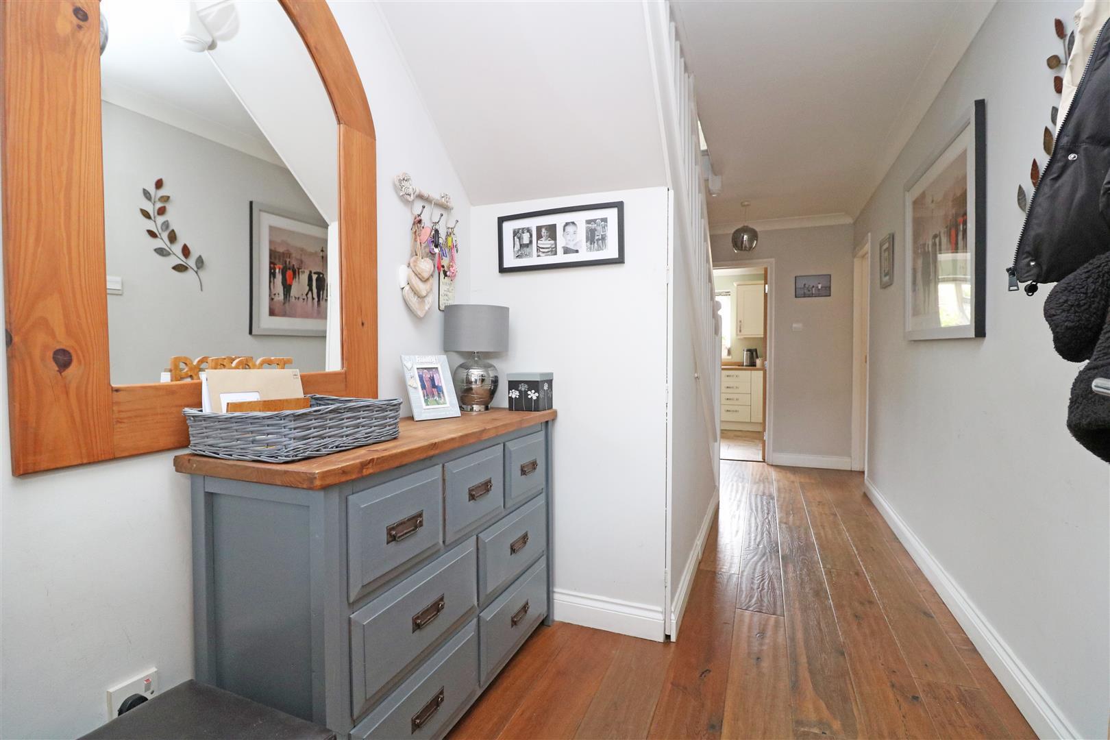 Property Image 085869ae-dbe5-4110-8f99-e3adae1380b6