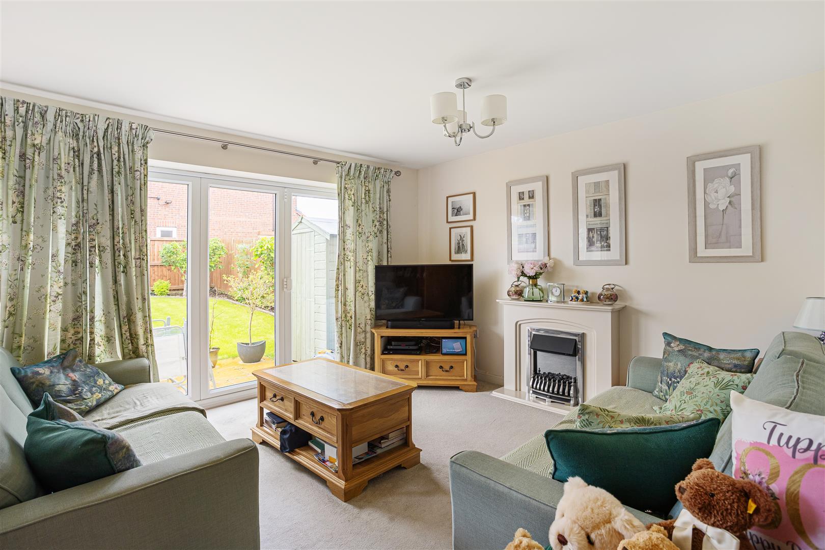 Property Image 085bea29-ae12-4894-a2c2-c53c0b756802