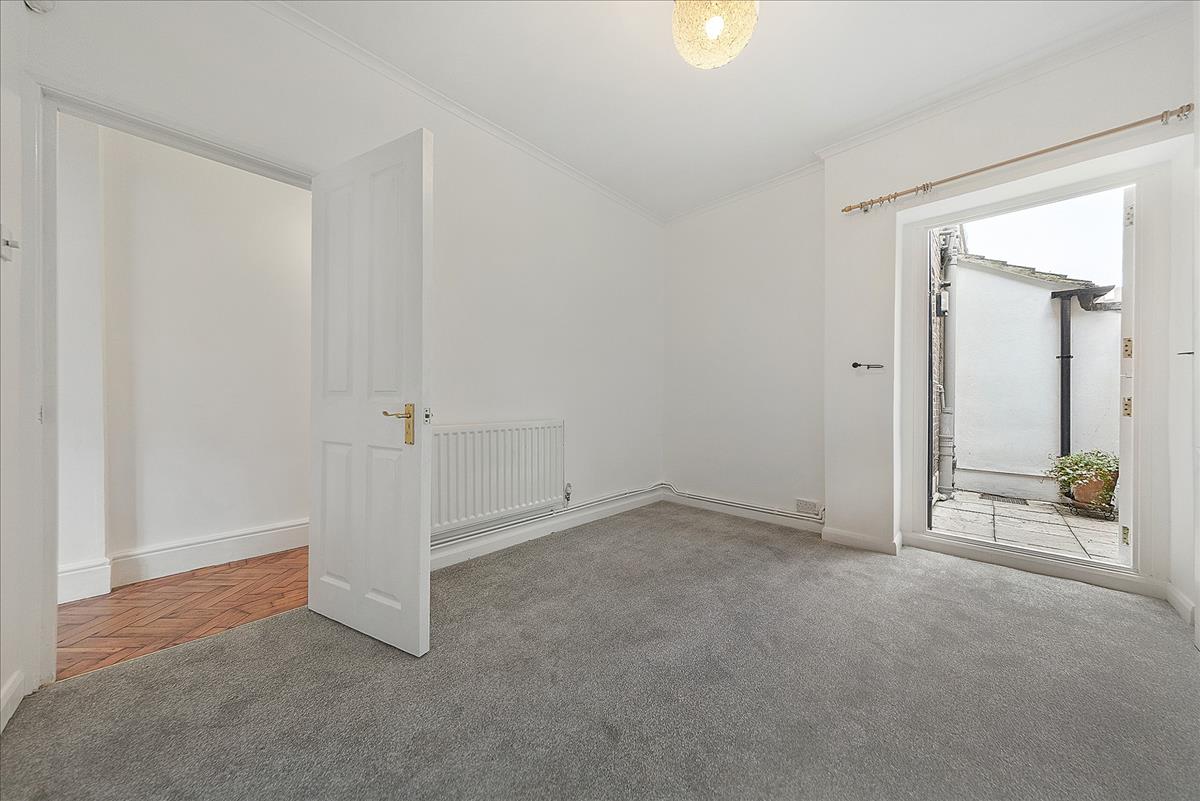 Property Image 08657a89-2ac5-4f57-bbe9-abd5e74a9362