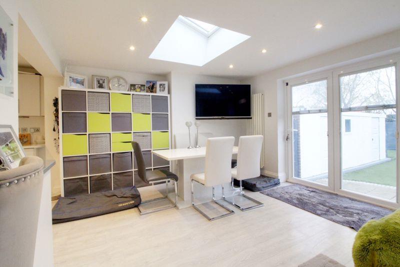 Property Image 08689cbf-71f5-490e-a86d-c893876539e3