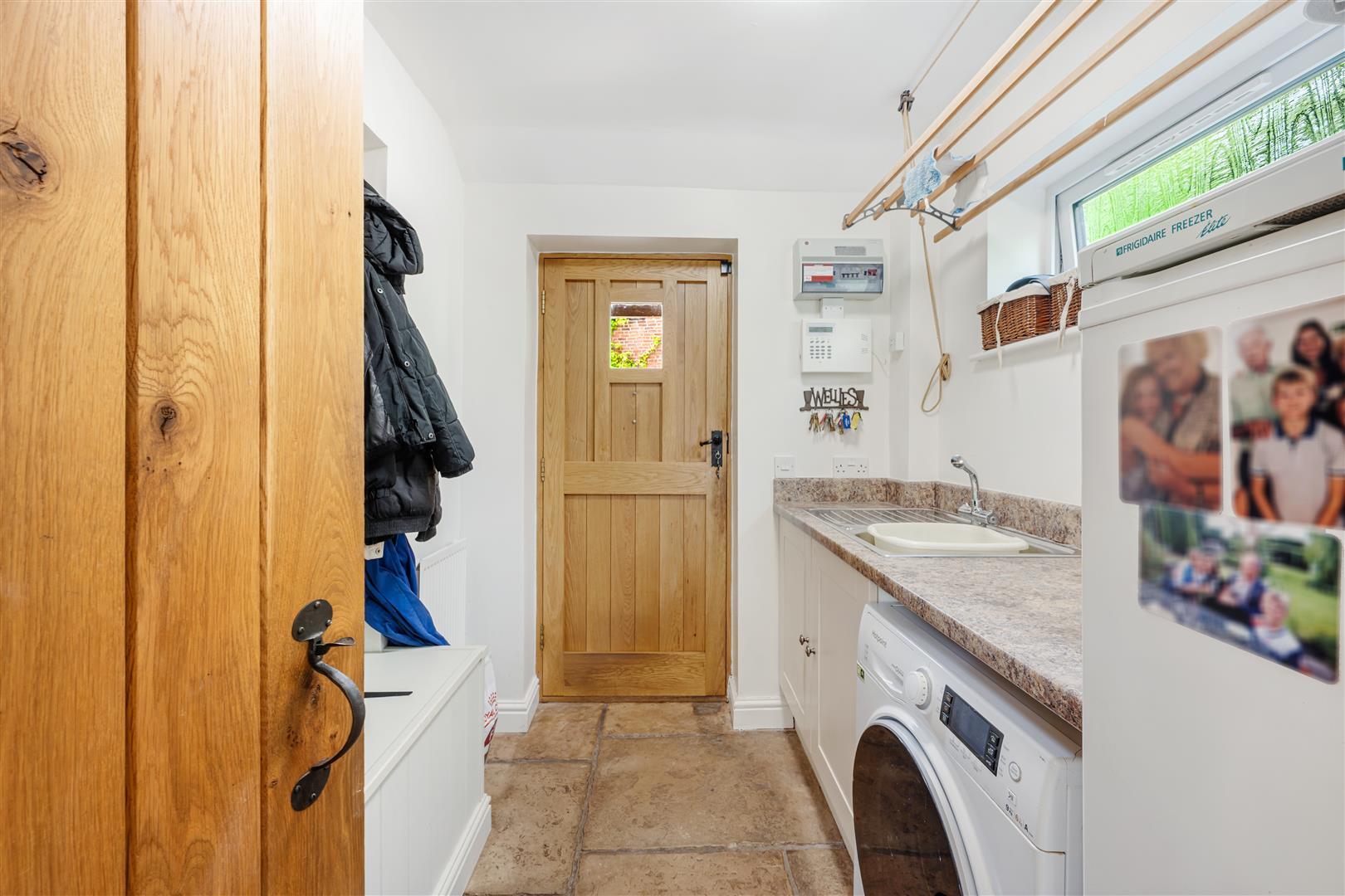 Property Image 086b70ad-2cf6-4693-b087-1a1e55f263d5