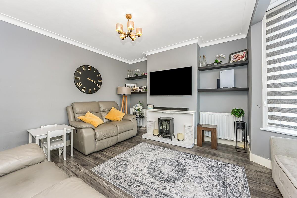 Property Image 08a4bed2-5a97-4092-8250-1597e7a3b895