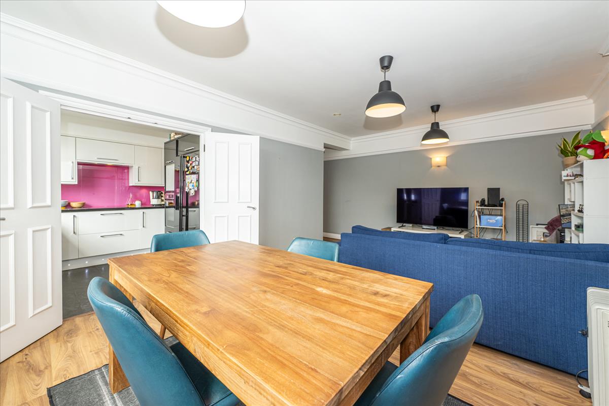 Property Image 08a55cbc-9adf-4220-8f06-f8e773e4f245