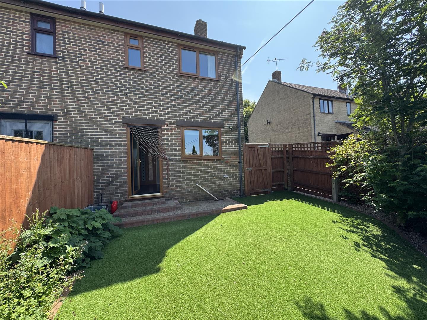 Property Image 08abf0e1-80e7-4818-8e00-9e9857a6d4ce