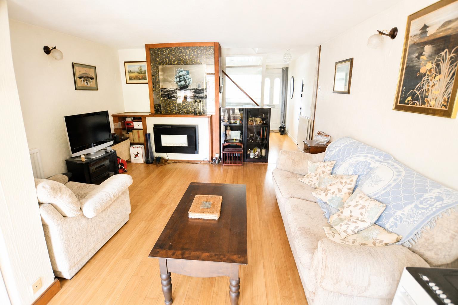Property Image 08aeb7c0-cc48-48a4-a769-7b36ff825e2e