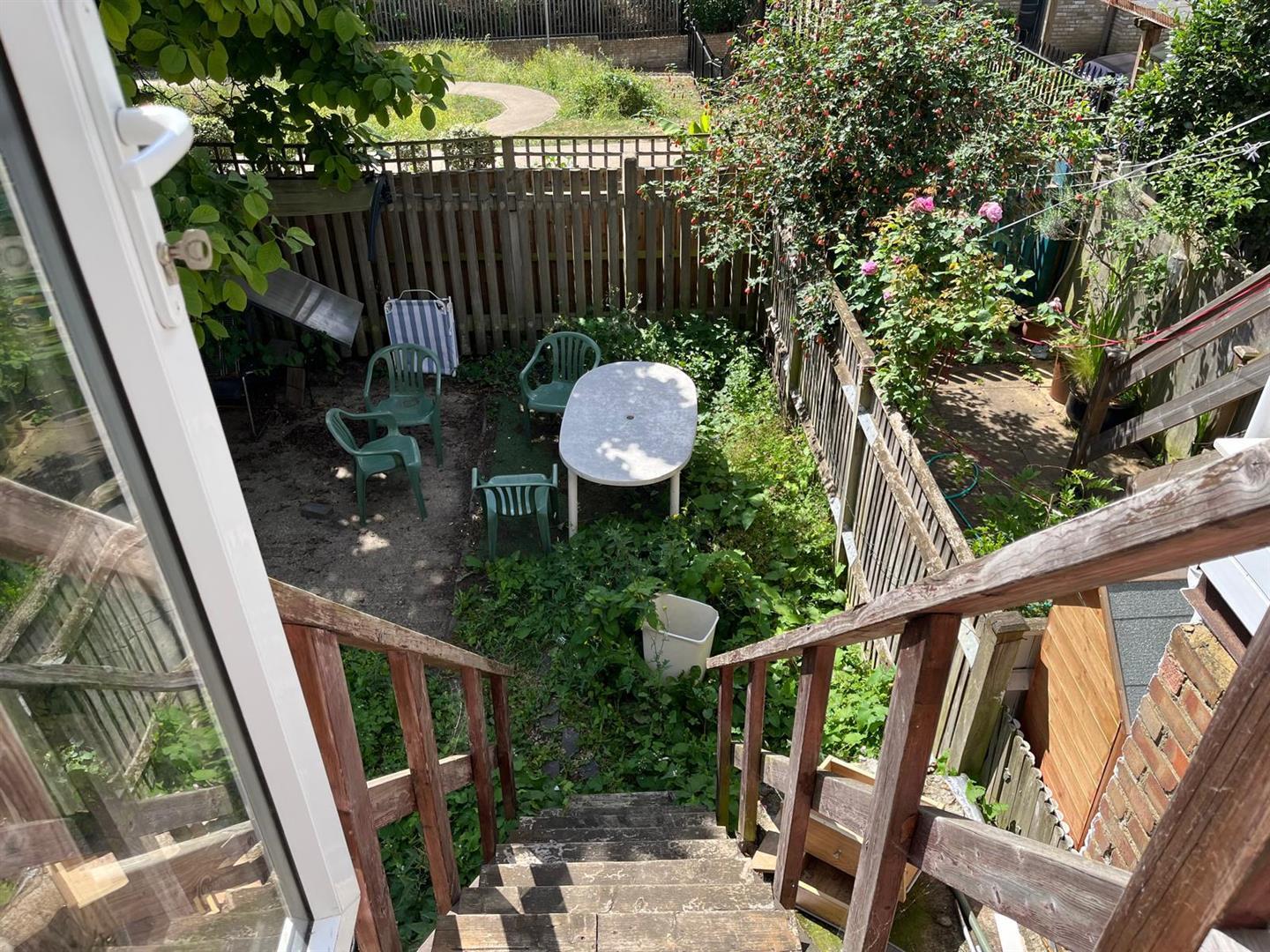 Property Image 08b65f13-0006-4497-94bd-c1bf7cf95128