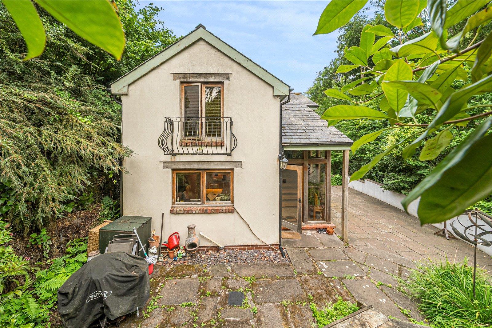 Property Image 08baa8cc-8c36-41e1-858c-88de527548f2