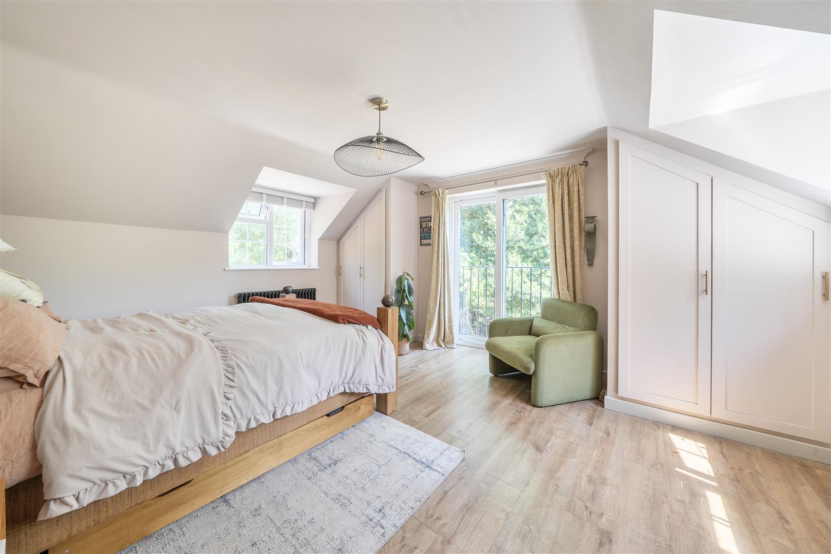 Property Image 08c43cd6-3c31-40ac-9825-d91827dff408
