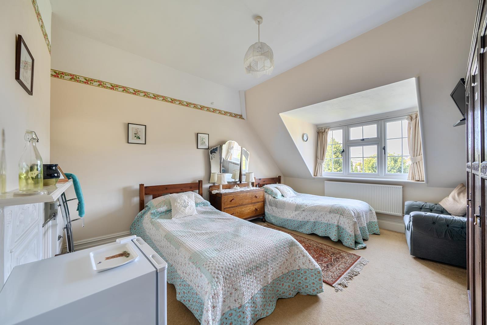 Property Image 08ed1242-e8fb-4c3f-813d-052f27d19c70