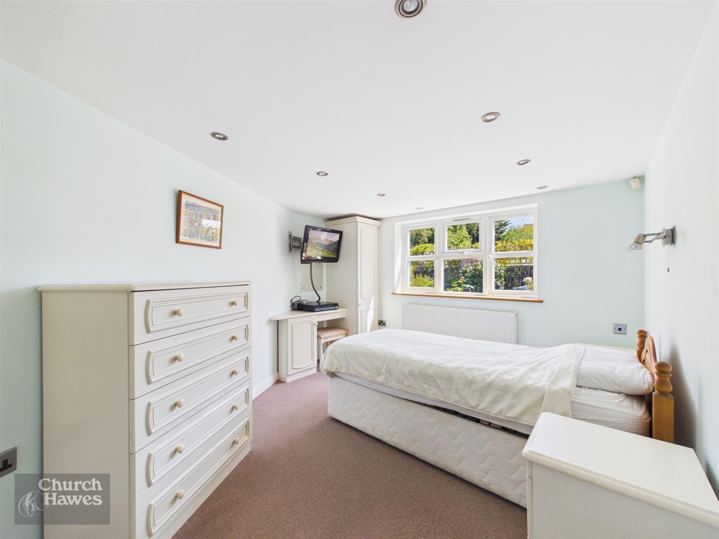 Property Image 0902b07c-1f4d-4c16-8e33-80c1a5d55eb1