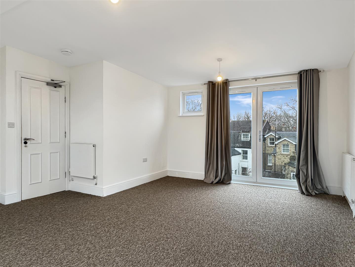 Property Image 09042fca-c83d-4f9b-a9f4-fddc16f0f051
