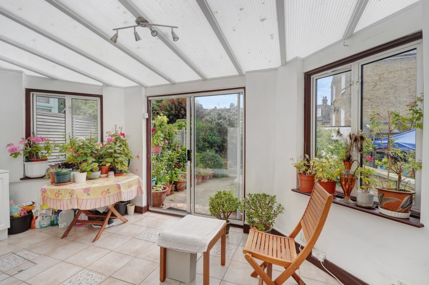 Property Image 0904e3b0-3444-49a9-a2df-fb06bad805ab