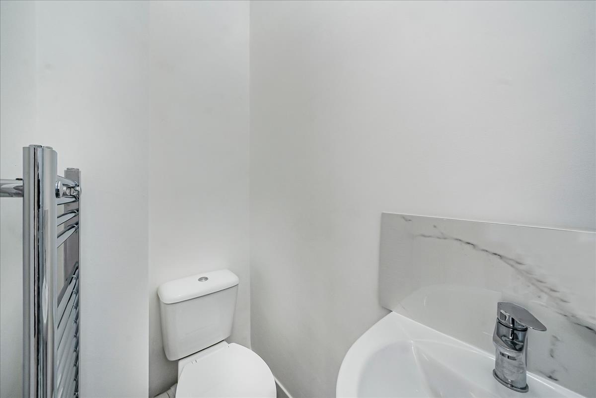 Property Image 0908acb0-fc7e-4f8a-91c2-504a78e2529e