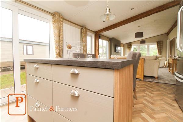 Property Image 090c7ef9-9434-47ce-851c-6aaea6bf0f21