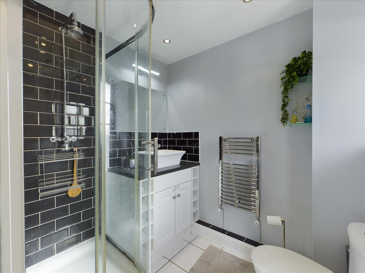 Property Image 090f4bc6-f9ac-4e79-abb5-e5540f490013