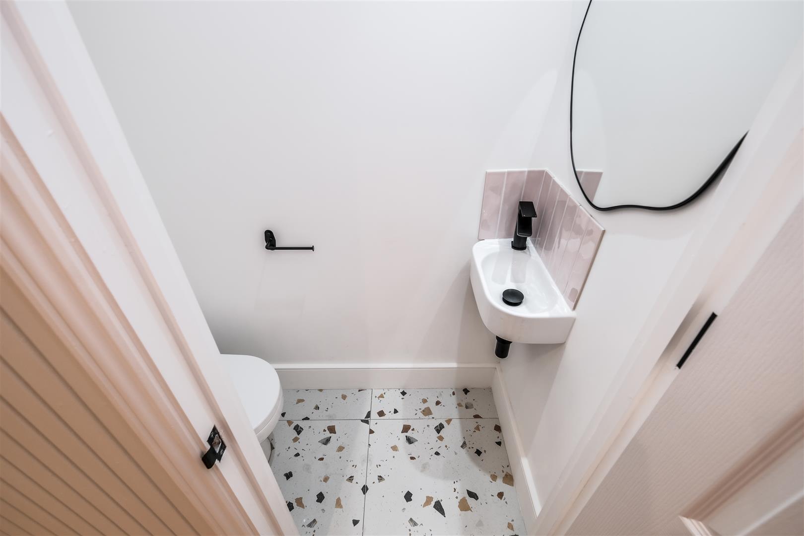 Property Image 09155cdd-3bdf-41d4-876f-5cbe09411895