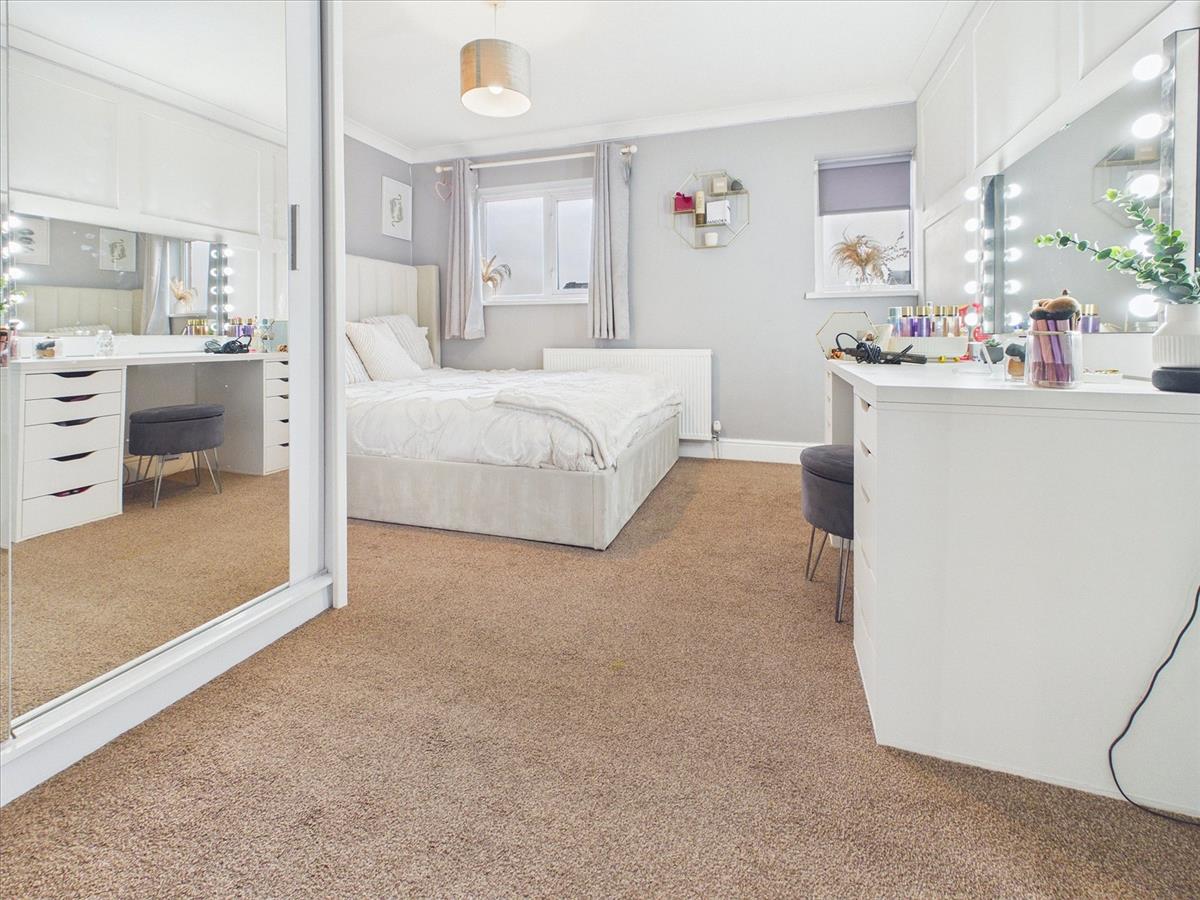 Property Image 0917d59a-9cc5-42c6-a009-ca6071a3acb9