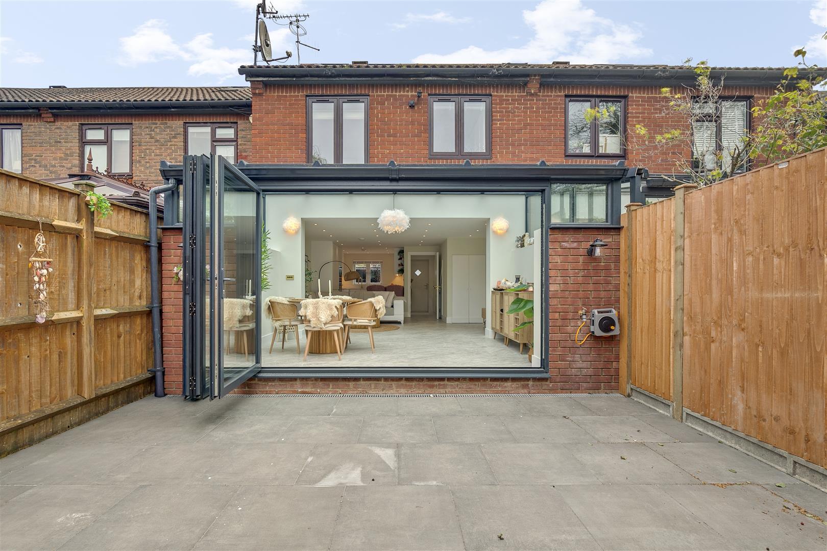 Property Image 091bae5d-c034-419a-9145-ff074a1b89b7