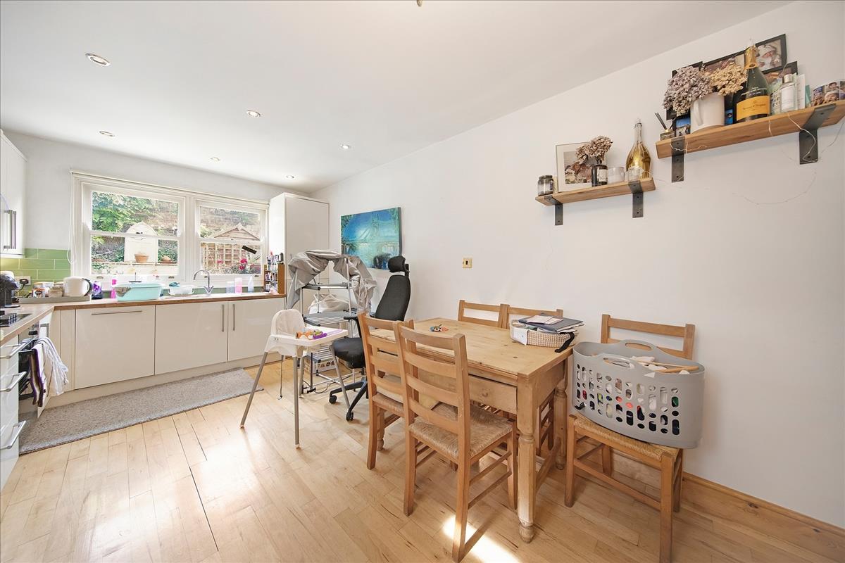 Property Image 091deeae-7dc7-409d-88b8-ed6d747a8e7d
