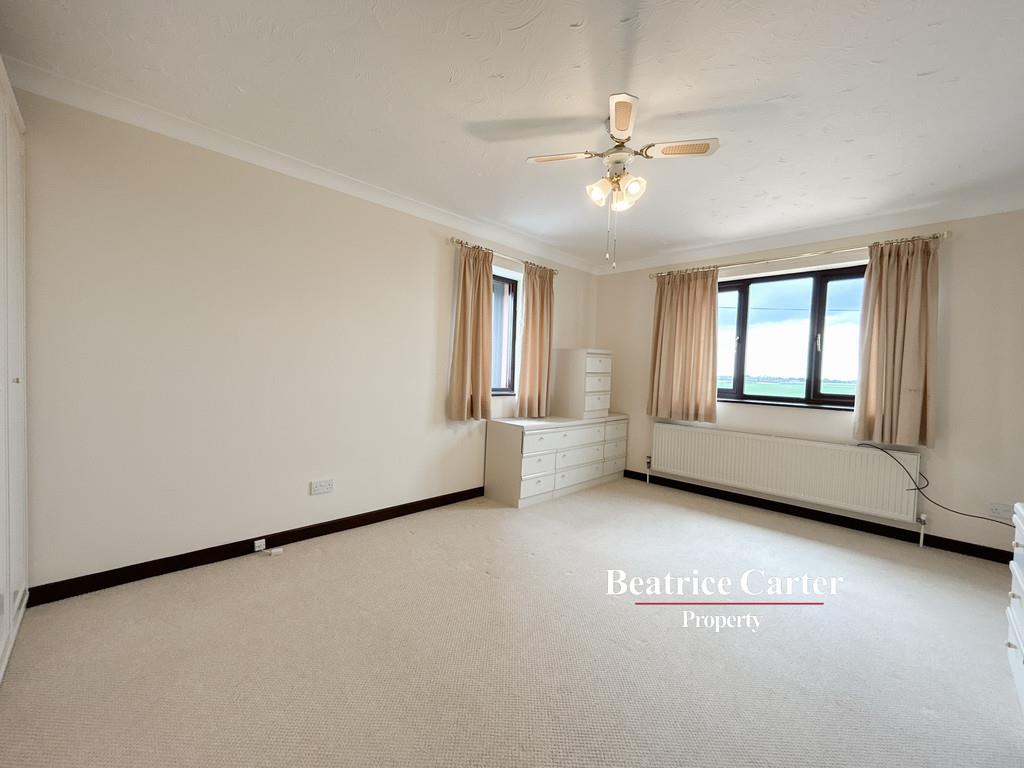 Property Image 092d68b0-3fef-495b-b229-58bc9060df52