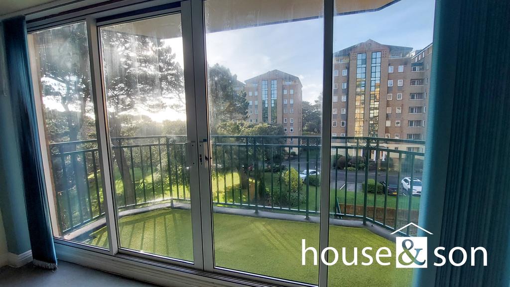 Property Image 09373b82-394e-436f-964b-a14658165adc