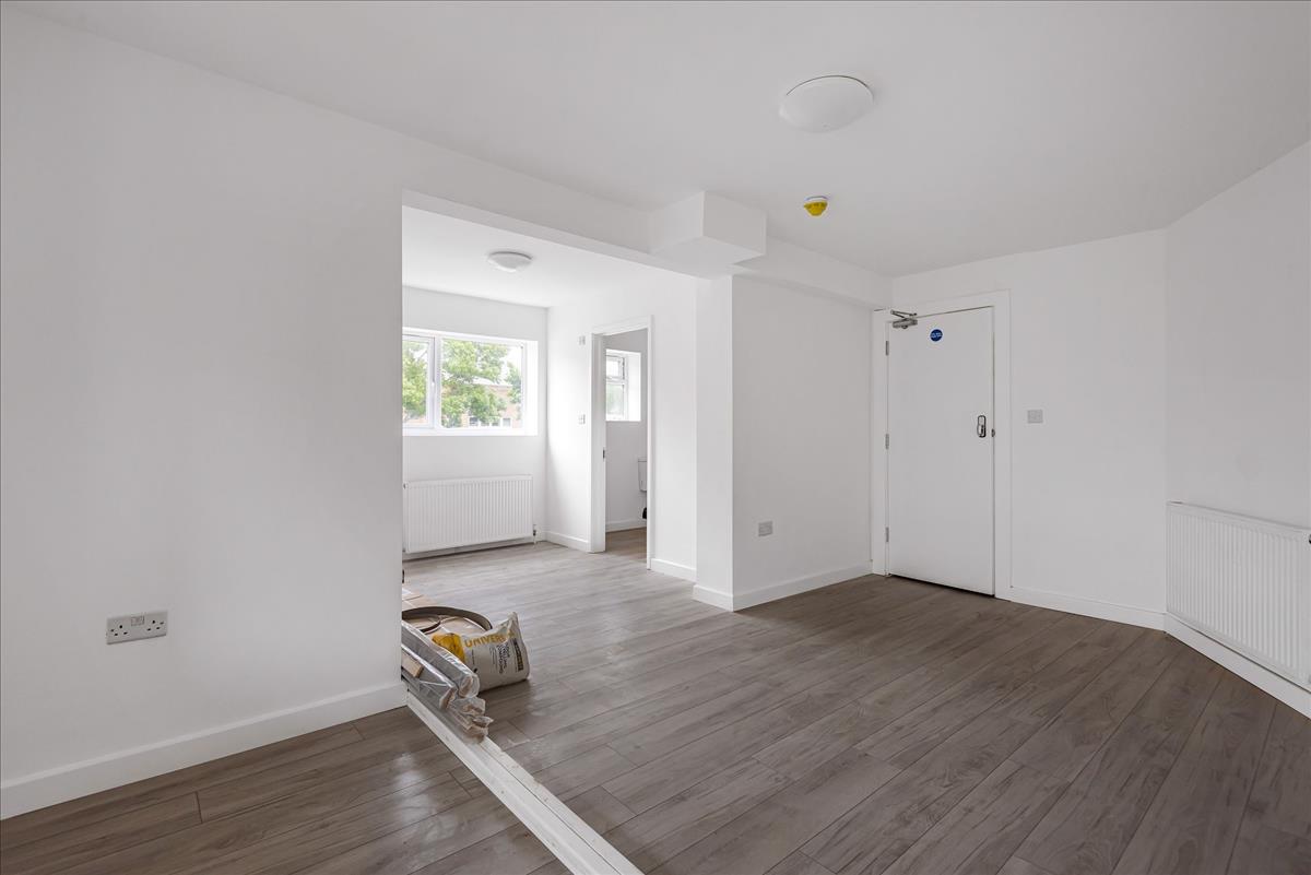 Property Image 093796a1-bd60-4229-a8e3-dedfb0279103