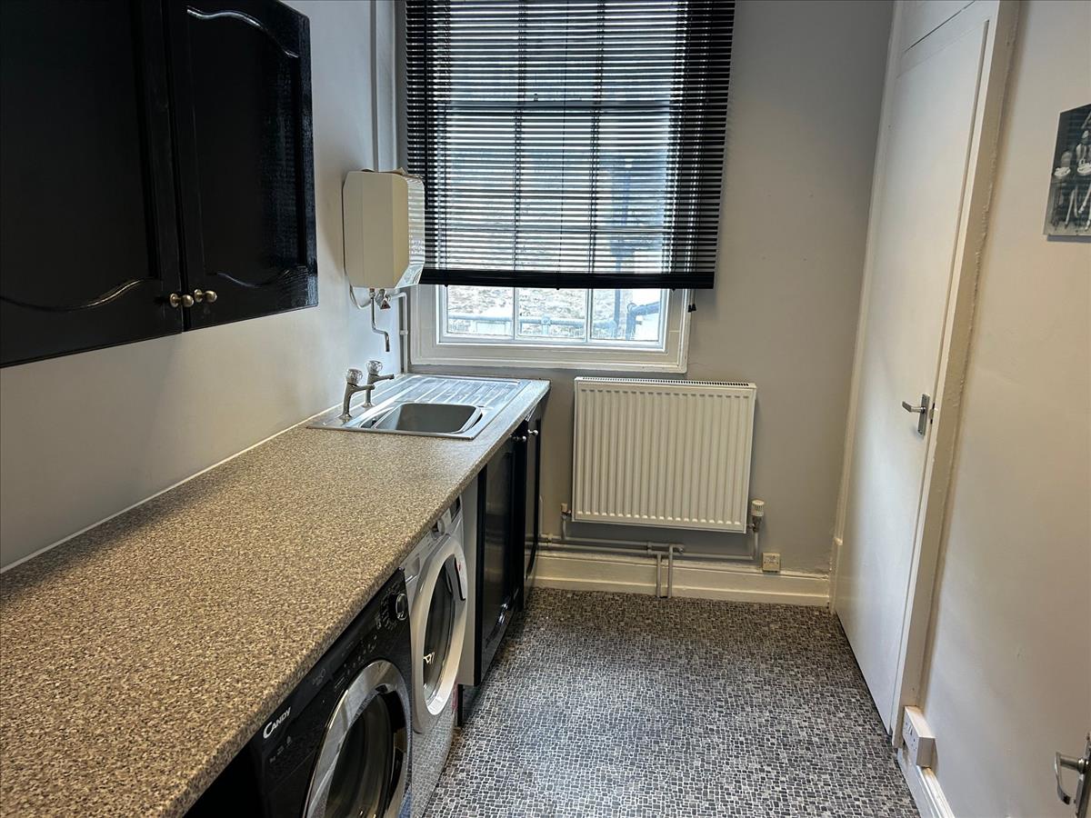 Property Image 093bee24-c72e-4ea3-90f7-25c6412eaf73