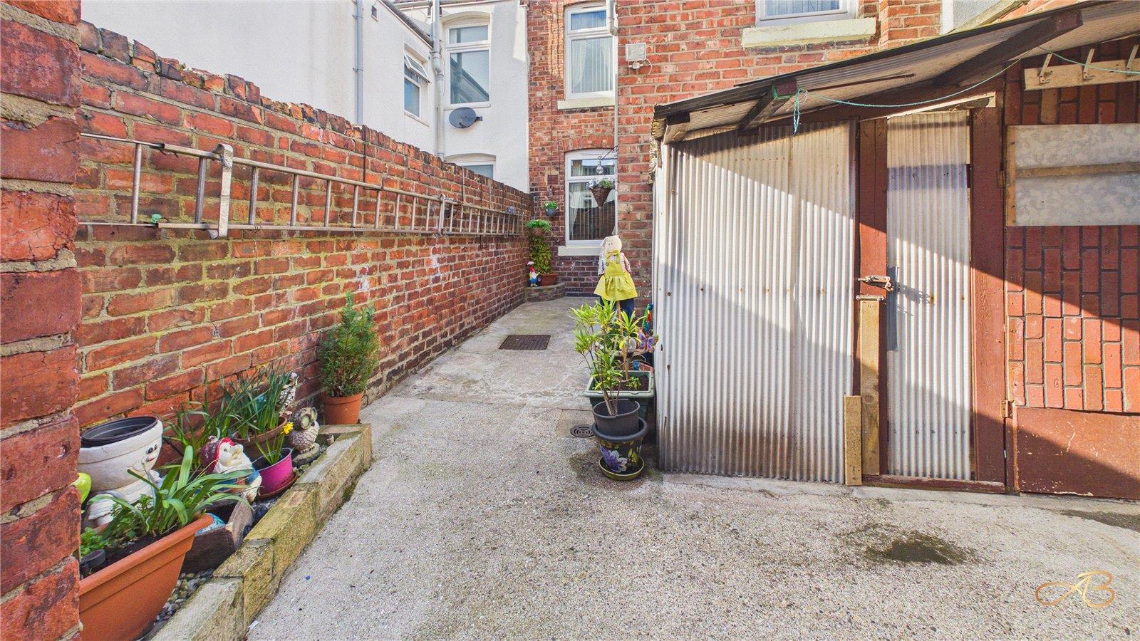 Property Image 093c29b8-e58f-440c-870a-789a5bb039de