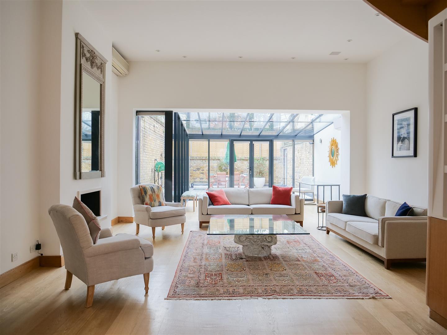 Property Image 093e7477-1375-4596-822c-de5d9b574b8e