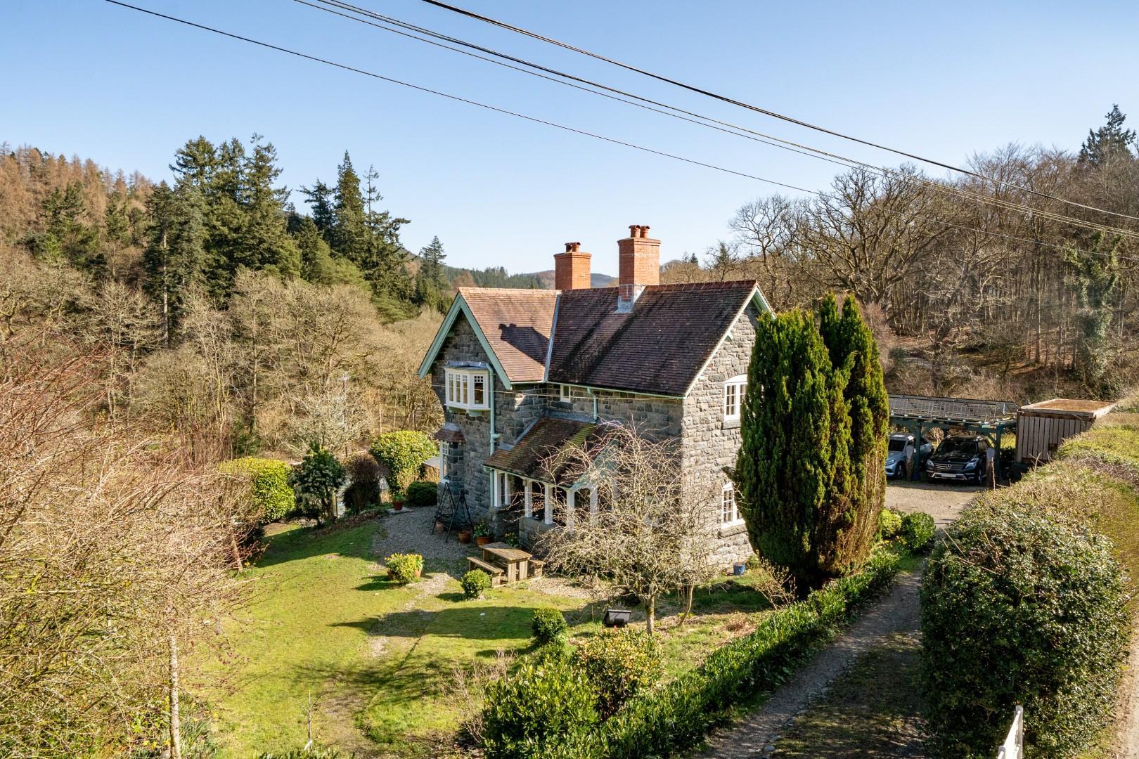 Property Image 0945be2e-bc26-4d38-ba49-d4b7bf364dfb