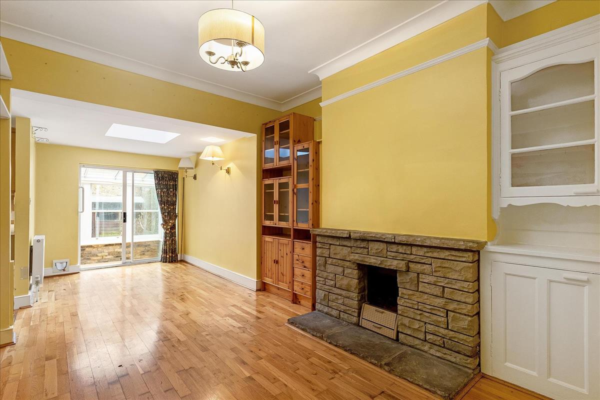 Property Image 094aee7f-00c8-48f1-b2f8-dcf51c50854c