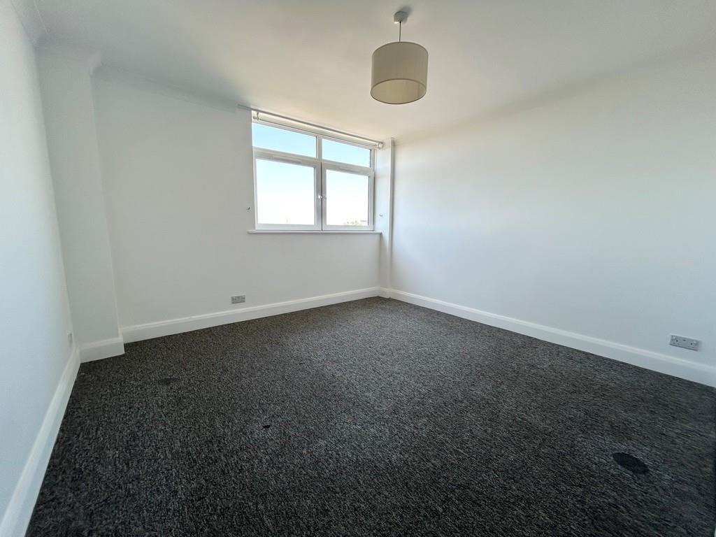 Property Image 095b0543-ac51-4272-972c-26e63d3af121