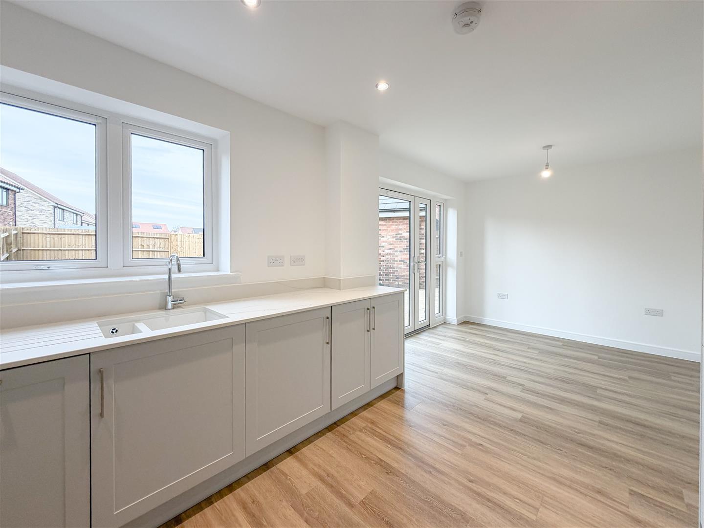 Property Image 0970f992-a4fd-4fbc-84cd-657efbc0ea67