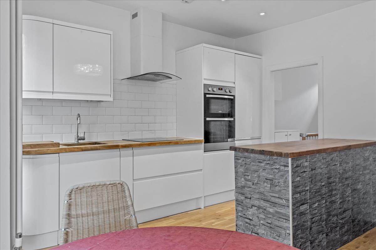 Property Image 0996100b-b7f4-4a93-97e5-59cbc85e089a
