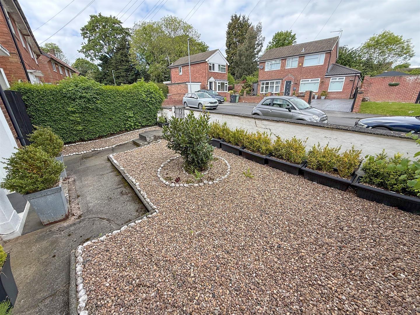Property Image 099b1bca-b226-4e93-a5df-8d273b672ebc