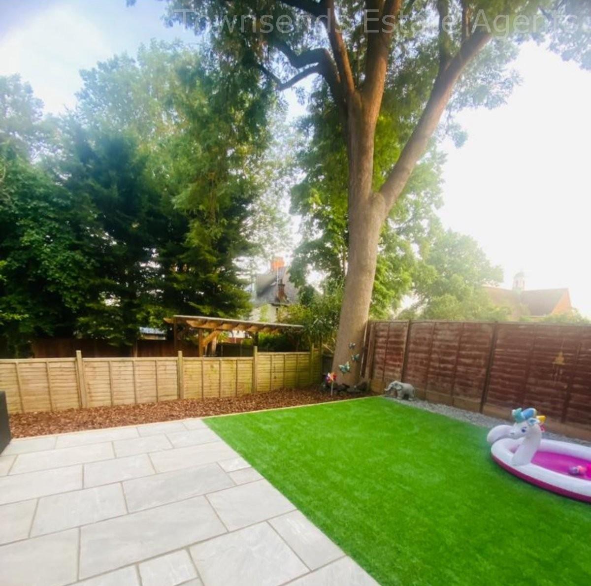 Property Image 09a6b7ef-f63b-4b87-8972-3c5e05761f77