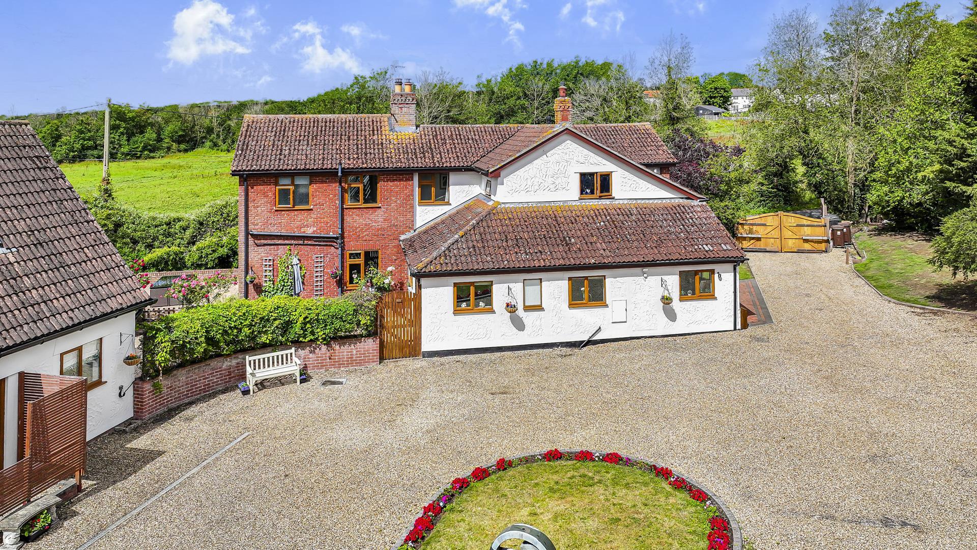 Property Image 09b19e67-17e4-499d-9bf9-278d0713c49e