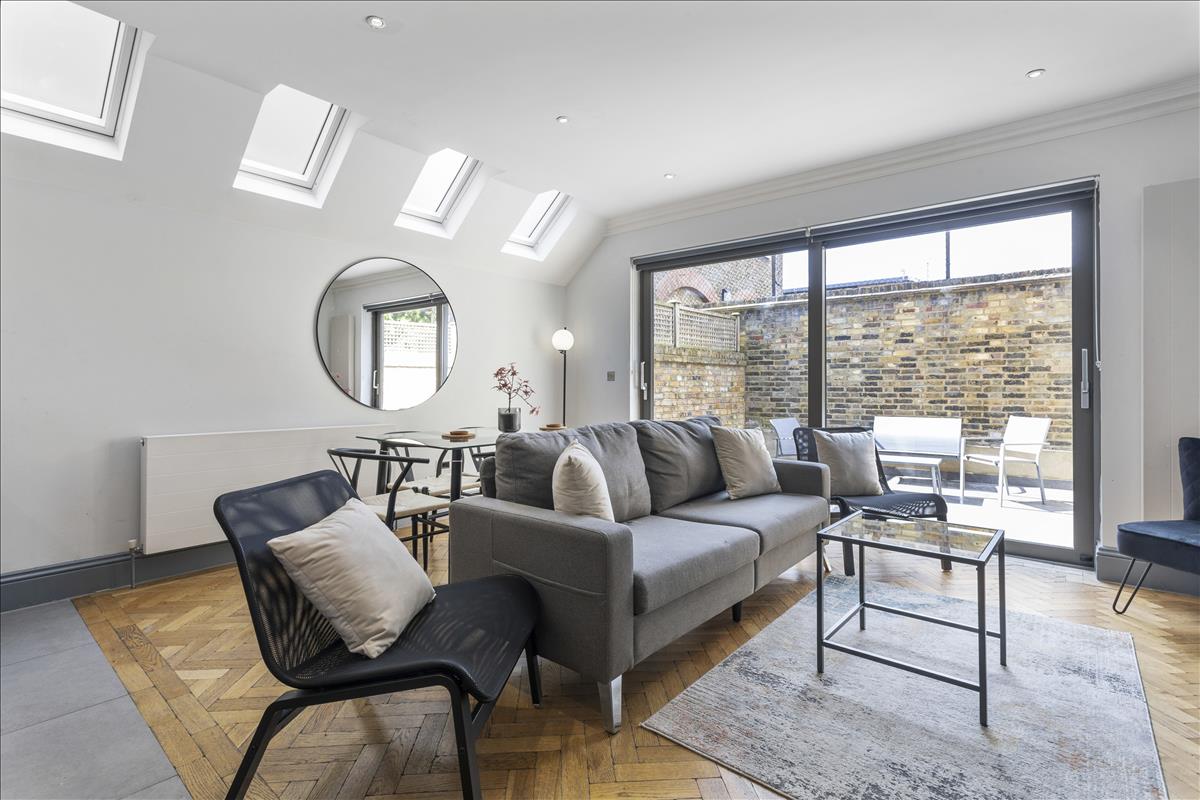 Property Image 09c414aa-8a76-4027-a90d-31481ba6d22d