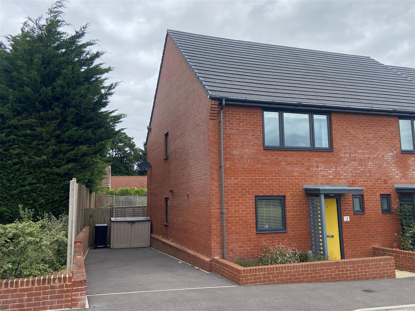 Property Image 09c4bdc0-8eb9-4b7d-aed0-c5c4c97fc47d