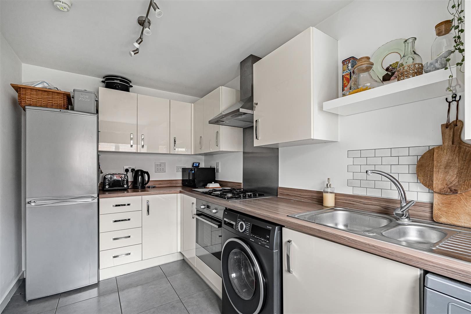 Property Image 09c8430d-4098-4717-9ce7-5a95ad586d77