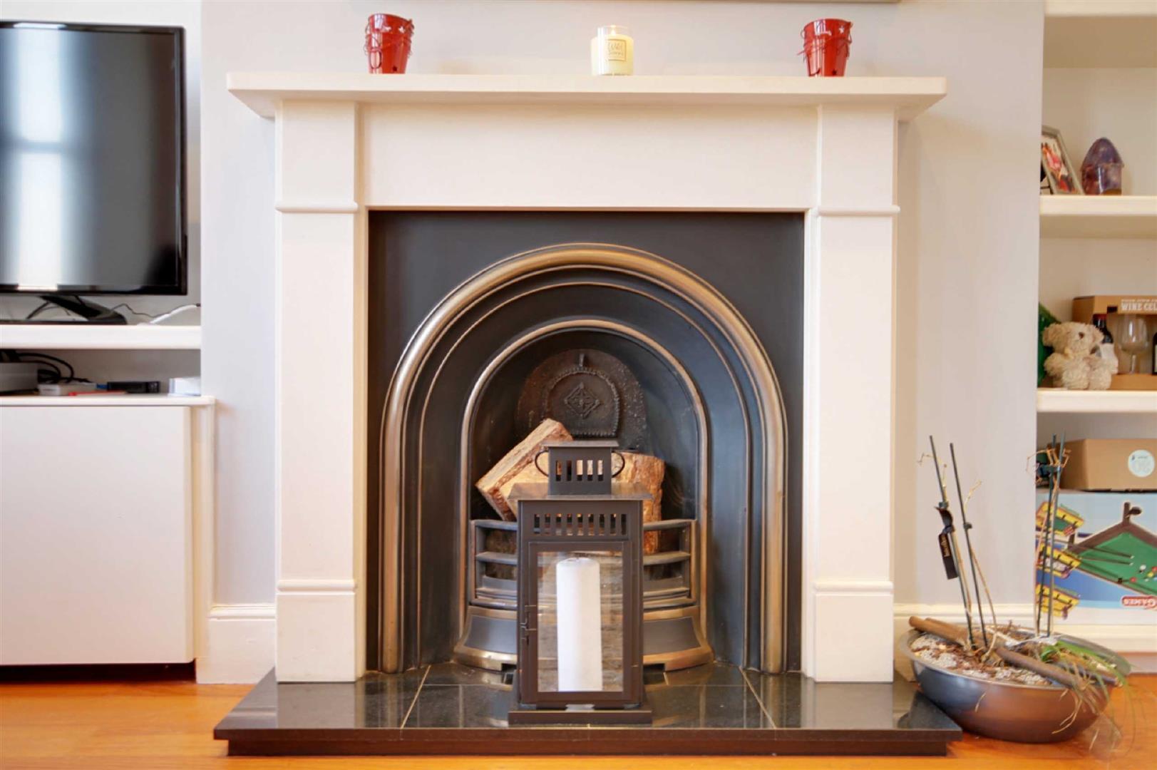 Property Image 09d38470-e439-497f-a5e0-f93249eb5b9f