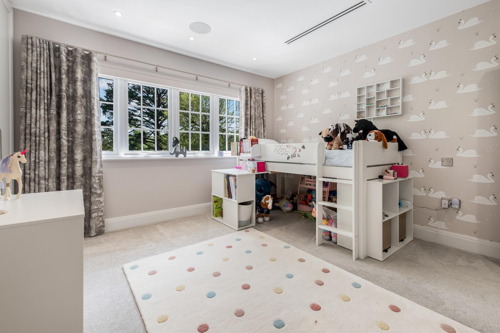 Property Image 09d3a5b7-3598-439d-8df7-a5fa9c910ba7