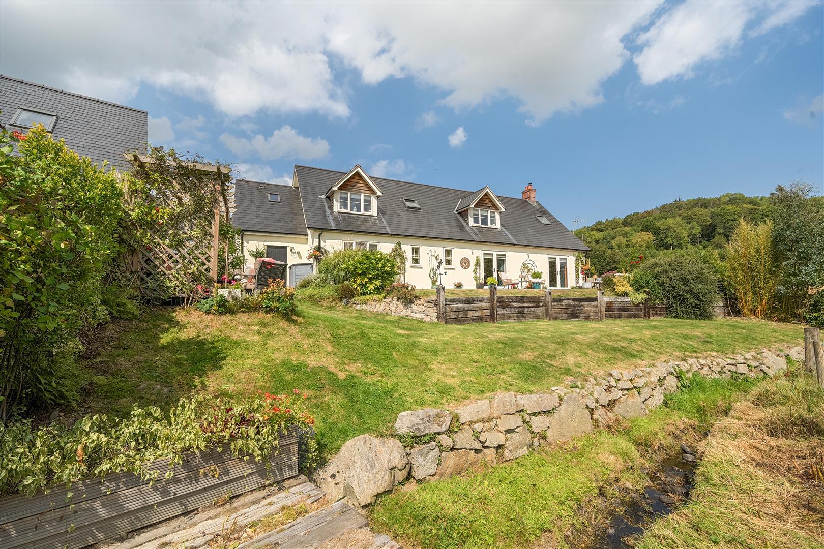 Property Image 09db51b9-06a3-4293-8b56-8ae10927dfa2