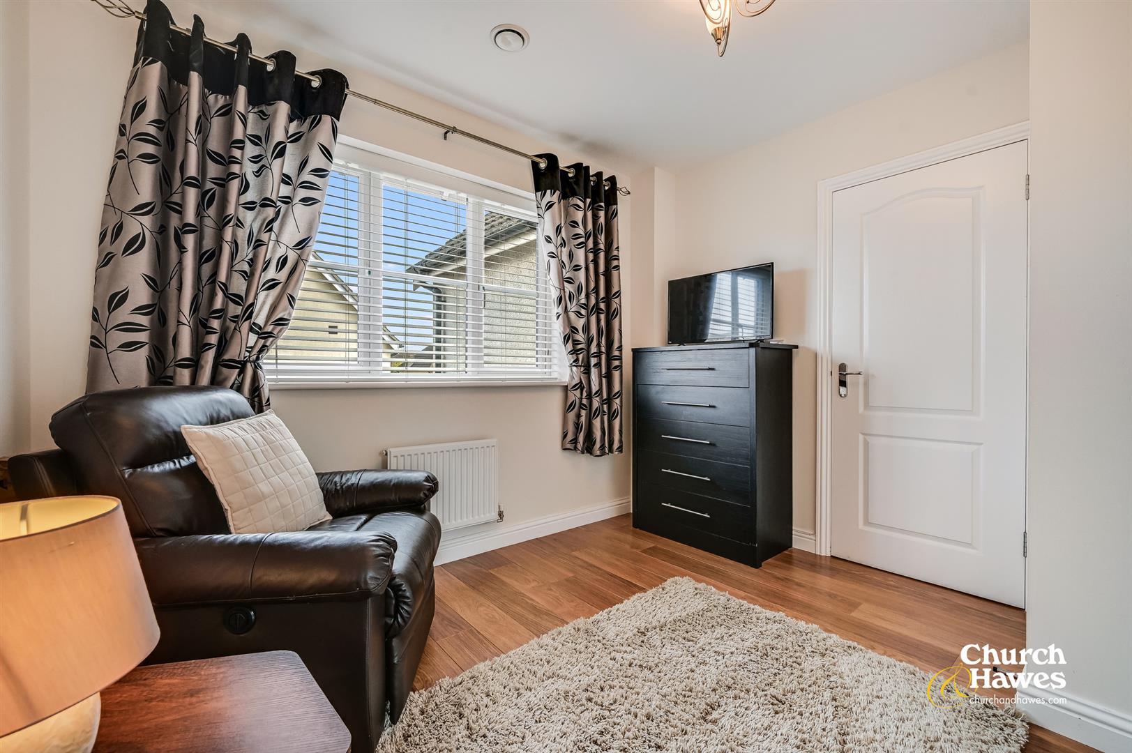 Property Image 09e43df6-163a-419d-8dfe-3573a7174680