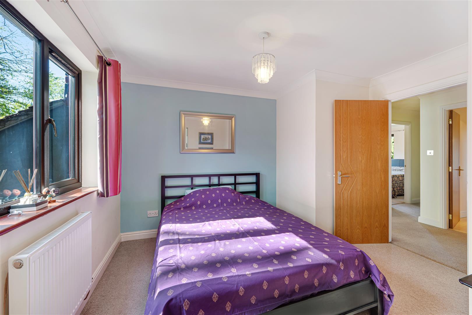 Property Image 09efd1fb-a42a-44cb-9ba1-ac096c64a3a2